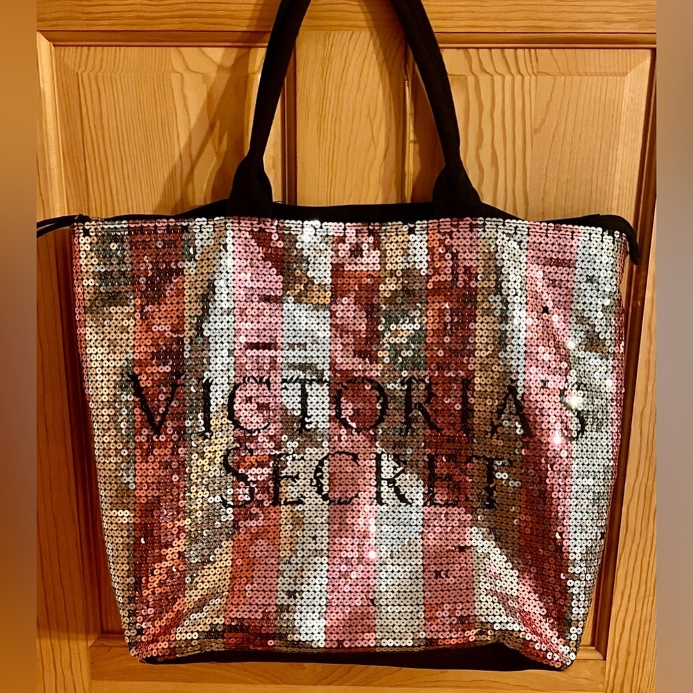 Victoria's Secret 2015 Black Friday Sequin Tote Bag Pink Silver Bling Limited Ed